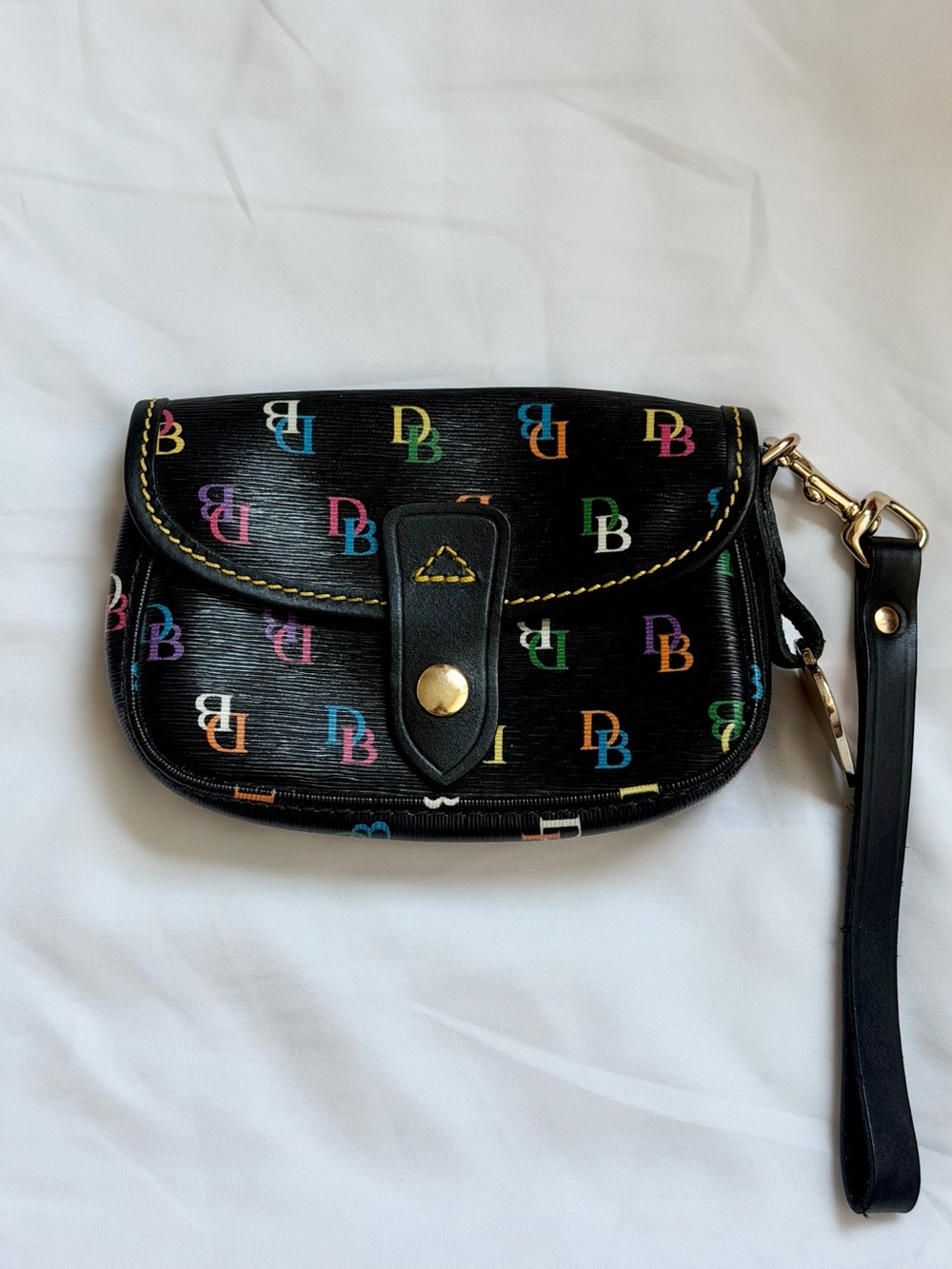 Dooney & Bourke wristlet